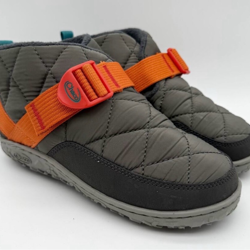 Brand new Chaco Kids Quilted Charcoal and Orange puff booties.
